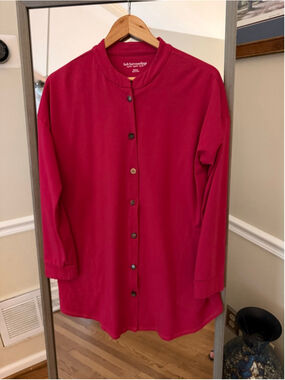 Women's Soft Surroundings Red Button Down Shirt M